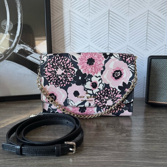 Kate Spade Carson Dahlia Floral Pattern Convertible Crossbody Bag - Picture 4 of 5